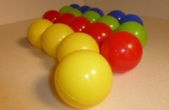 Barevné plastové balónky míčky 6 cm do dětského hracího bazénu dětských koutů 500 ks